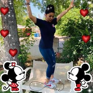 Meet your Posher, Merly